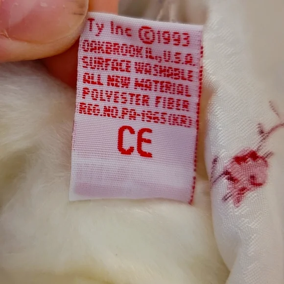 Ty Attic Treasures Suki Teddy Bear Plush Color White Size 9" NWT - Picture 8 of 9